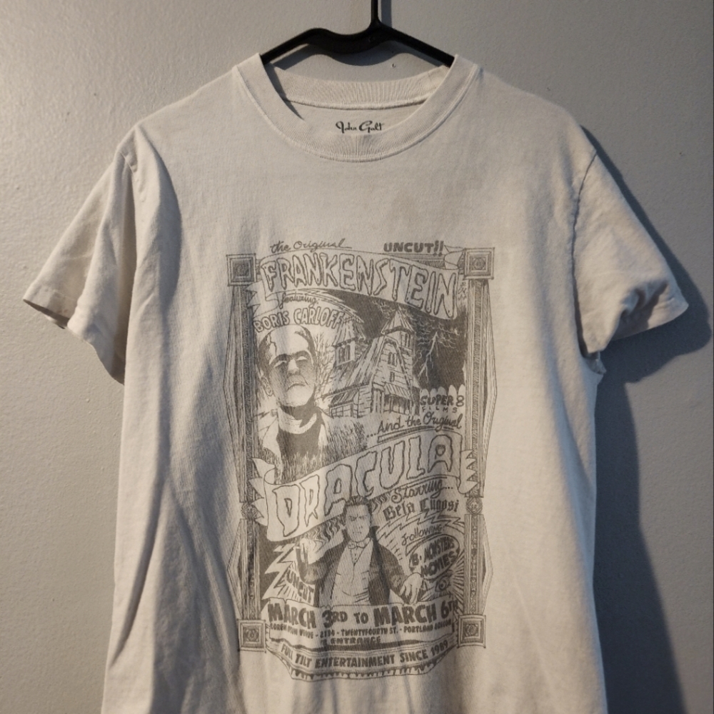 A t shirt